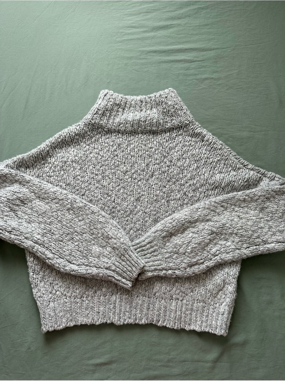 Hollister Chunky Cable Turtleneck Sweater - Light Gray